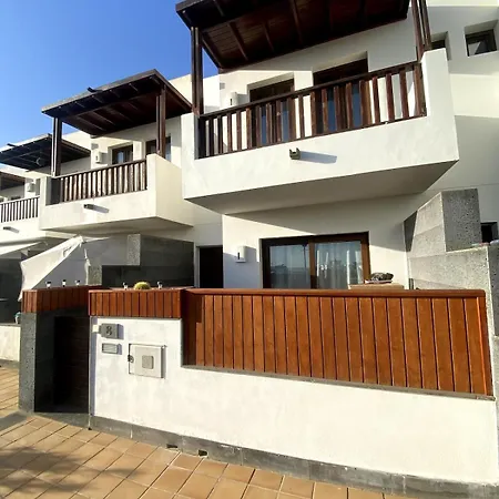 Casa Malpeis Holiday home